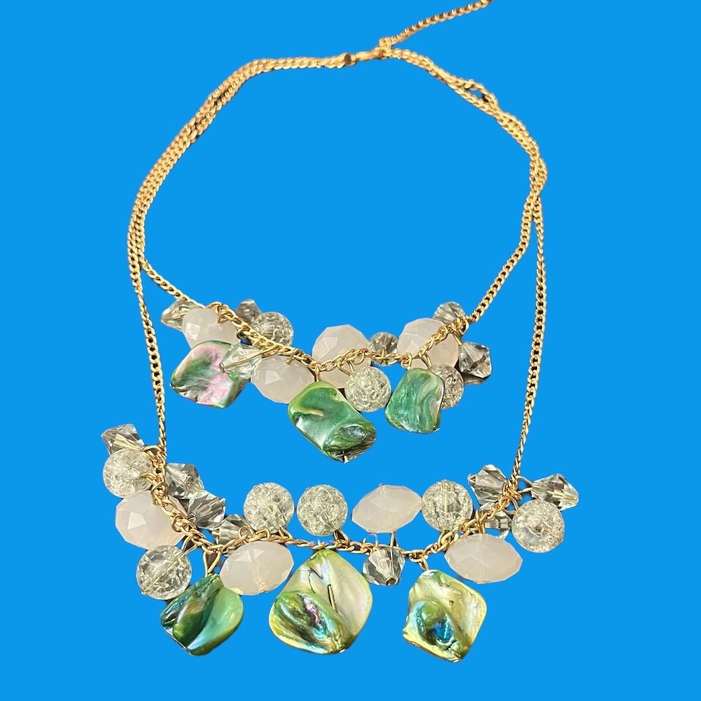 Statement necklace